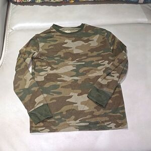 Boys (8) army print long tee